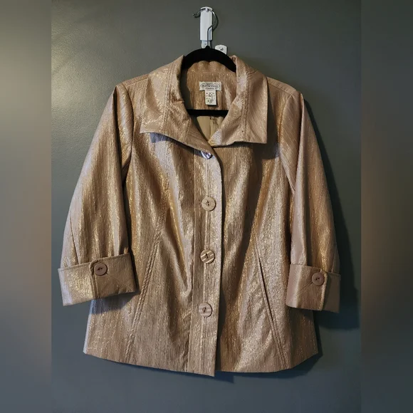 NORTHERN REFLECTIONS GOLD JACKET - Picture 1 of 8